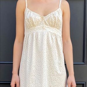 Arianna dress • Brandy Melville